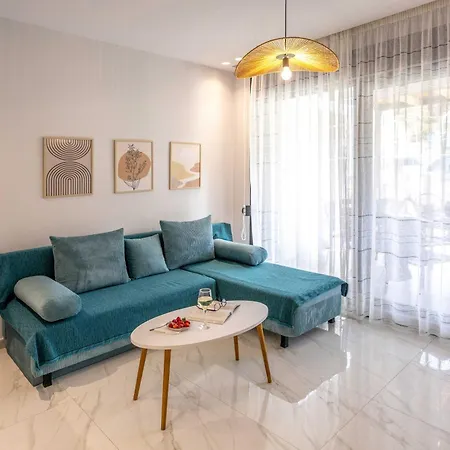 Bohemia * Nea Iraklitsa